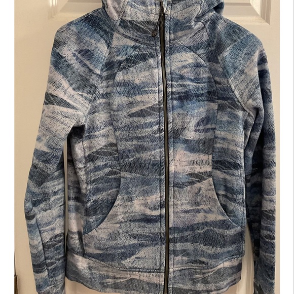 Lululemon Scuba Hoodie - Size 10 - Mesh Scape Multi - Picture 4 of 9